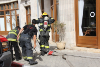 بالفيديو: حريق داخل شقة سكنية بمدينة يافا دون وقوع إصابات